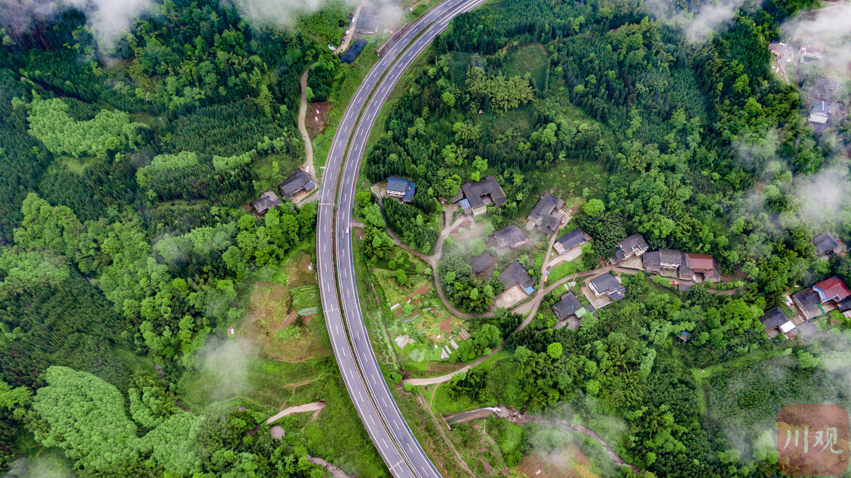 绝美!雨后的大峨眉国际旅游西环线宛如仙山秘境