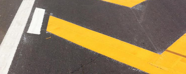 辅助标线与指示标线的区别