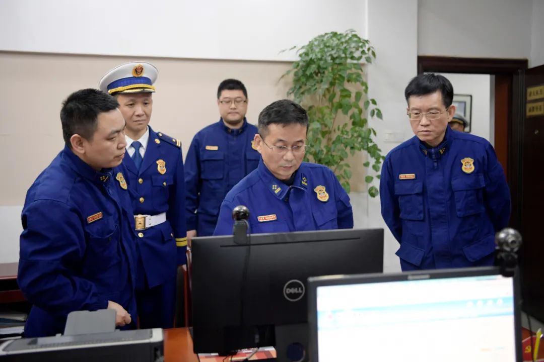 高宁宇总队长调研指导长沙消防救援工作和队伍建设