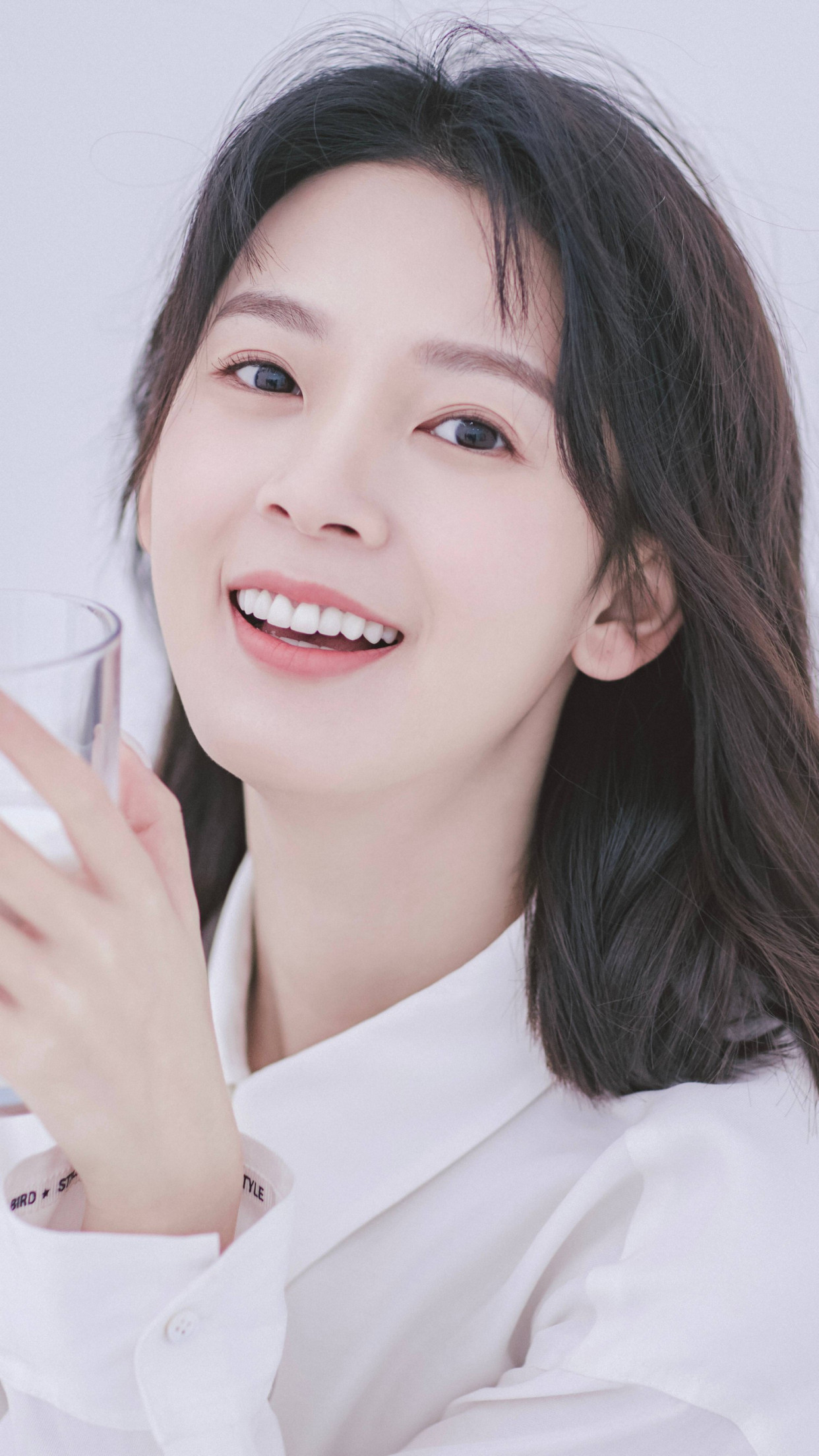 27岁出演《无心法师》走红,个头却像北方女孩