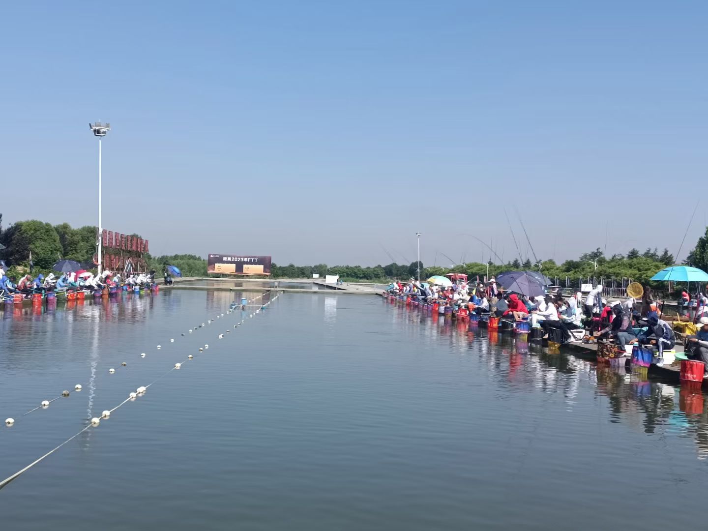 首届"皮尔红狼"中国淡水鱼种争霸赛在临泉县姜寨镇挥杆开赛