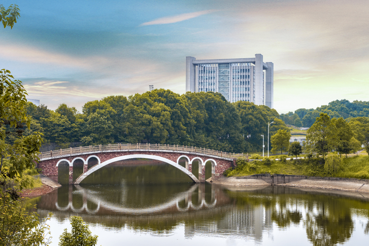 每天介绍一所大学:中国人民解放军国防科技大学