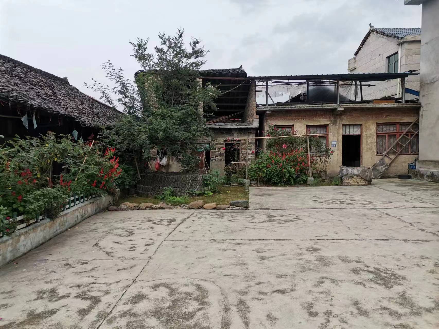 平溪镇"四大行动"不停步 和美城乡展新颜