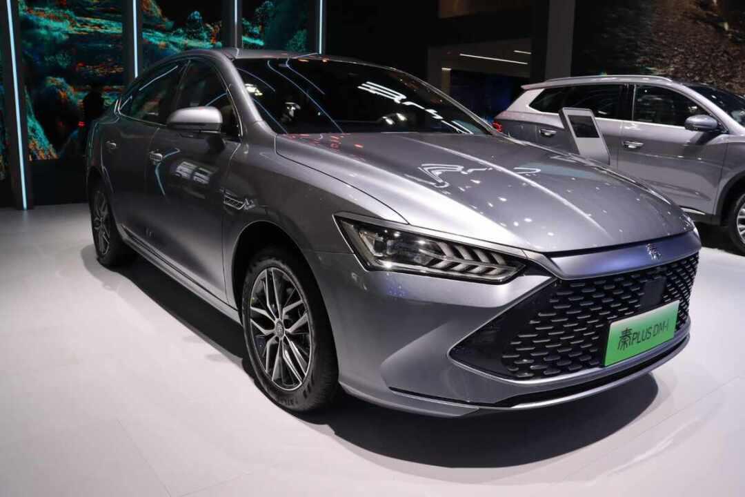 油电混合车电能跑多少公里?