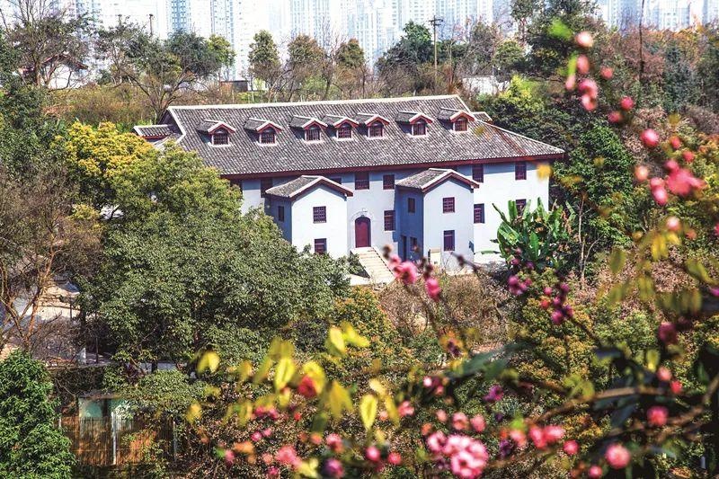 关于红岩村景区错时参观的通告