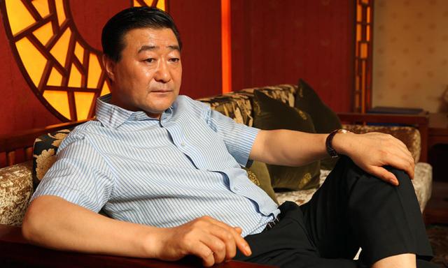 古交首富耿建平:12辆悍马娶儿媳妇,空手套华润1.7亿,最终覆灭