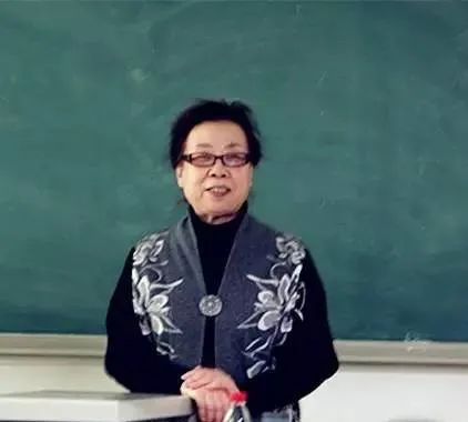 「名家名作—花丝镶嵌大师白静宜