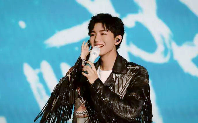 王俊凯亮相五月天鸟巢演唱会,首次官宣个人演唱会计划