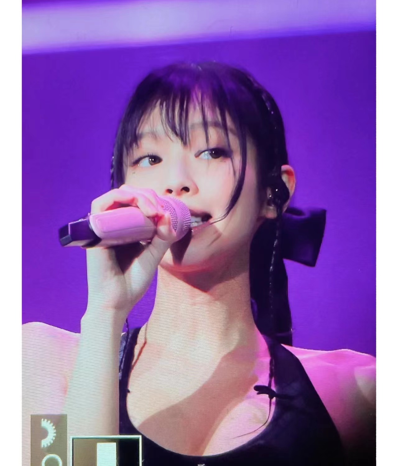 jennie被质疑不喜欢中国,在香港演唱会上态度不认真