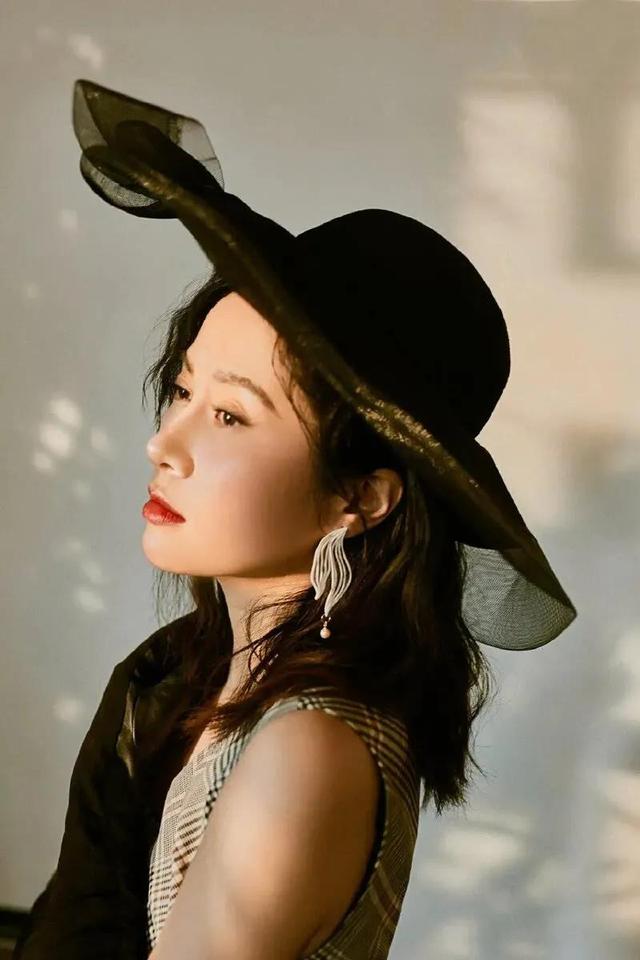 叶璇壁纸,你喜欢她吗