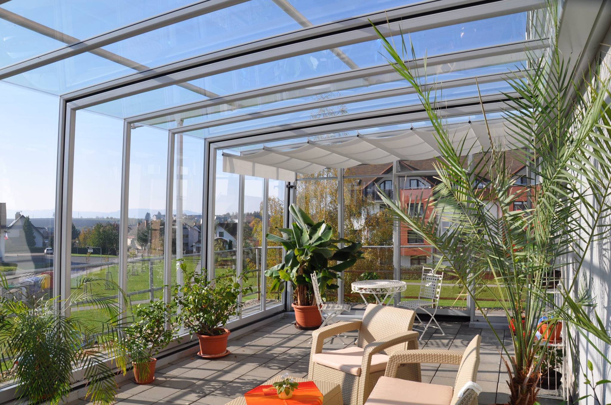 为什么欧美都青睐可伸缩折叠的移动阳光房