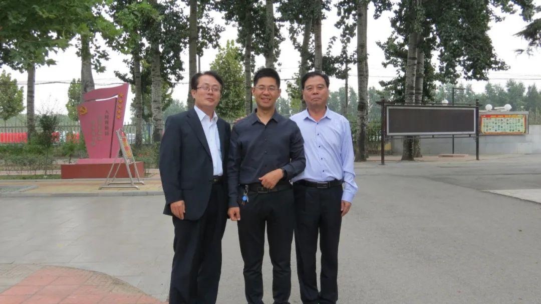 月是故乡明|高密二中举行部分知名校友联谊活动