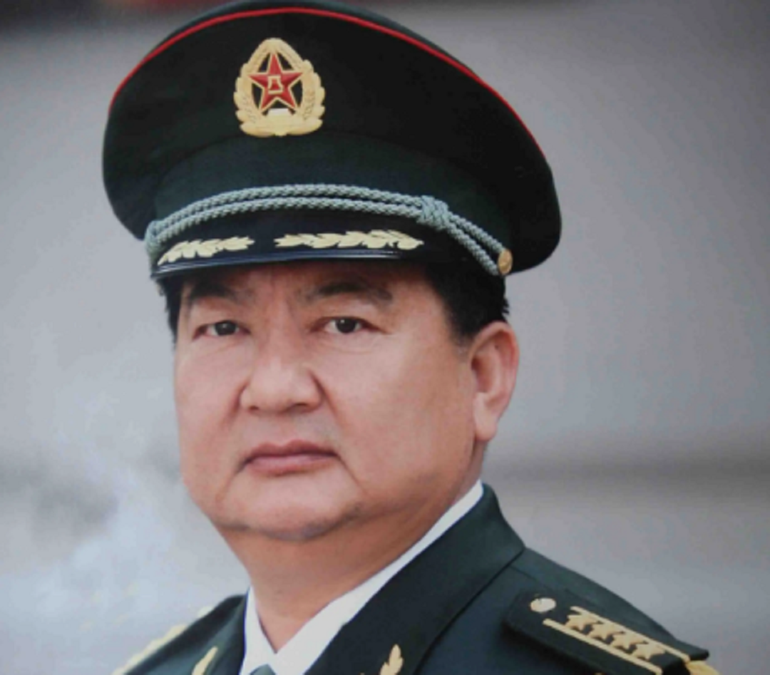 程志强:享有天下第一兵美誉,曾被百余国元首检阅,27年休假59天