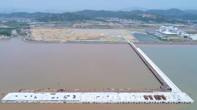 温州港乐清湾港区这个码头水工主体完工!设计年通过能力815万吨