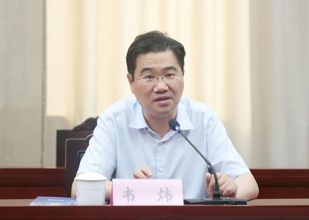 苏州市中级人民法院党组副书记,副院长韦炜一行调研指导张家港市人民