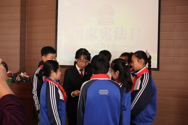 铁东区大矿毓秀小学开展国家宪法日学习宣传教育活动