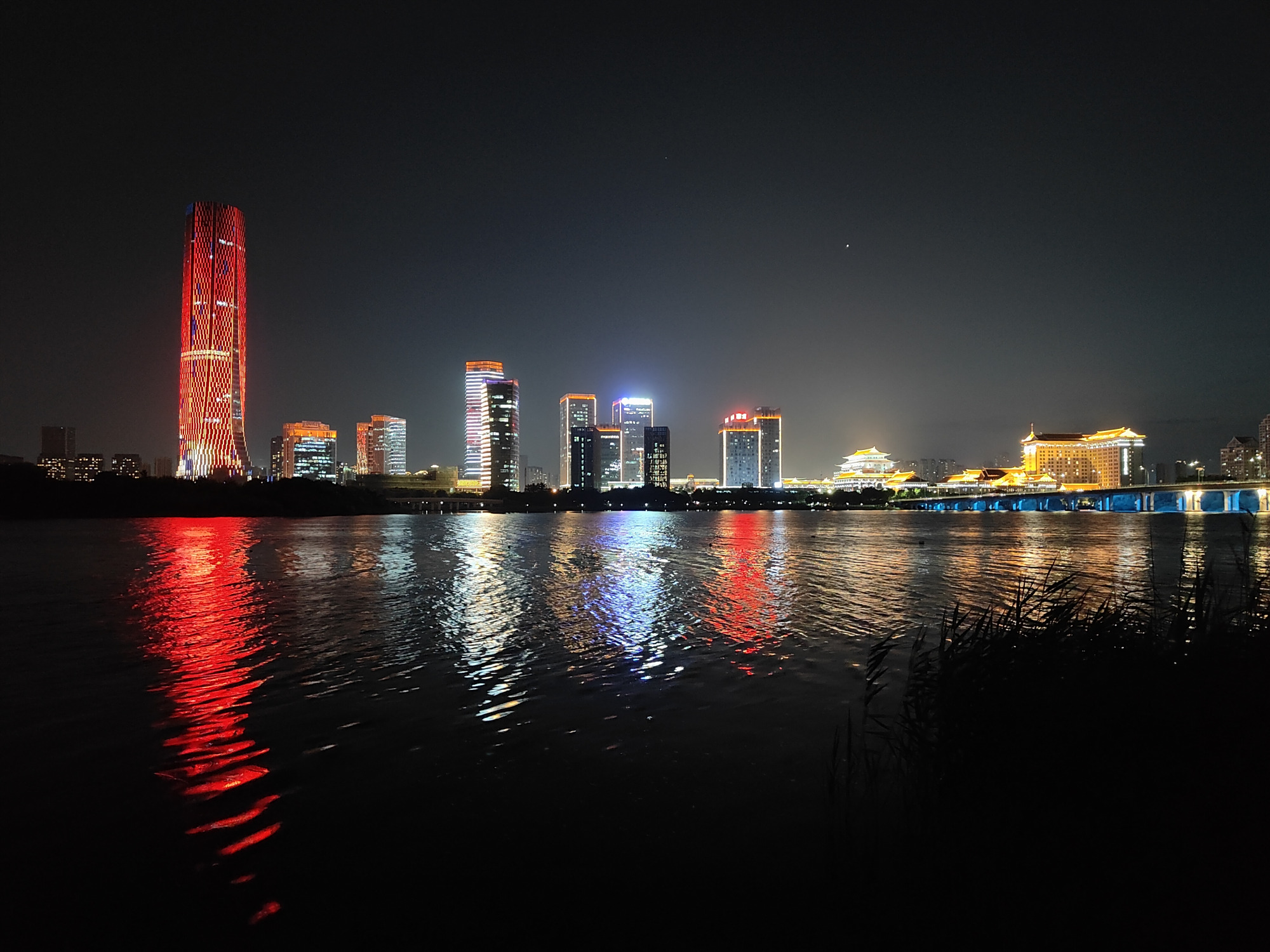 厦门岛外集美杏林湾一片景色极美