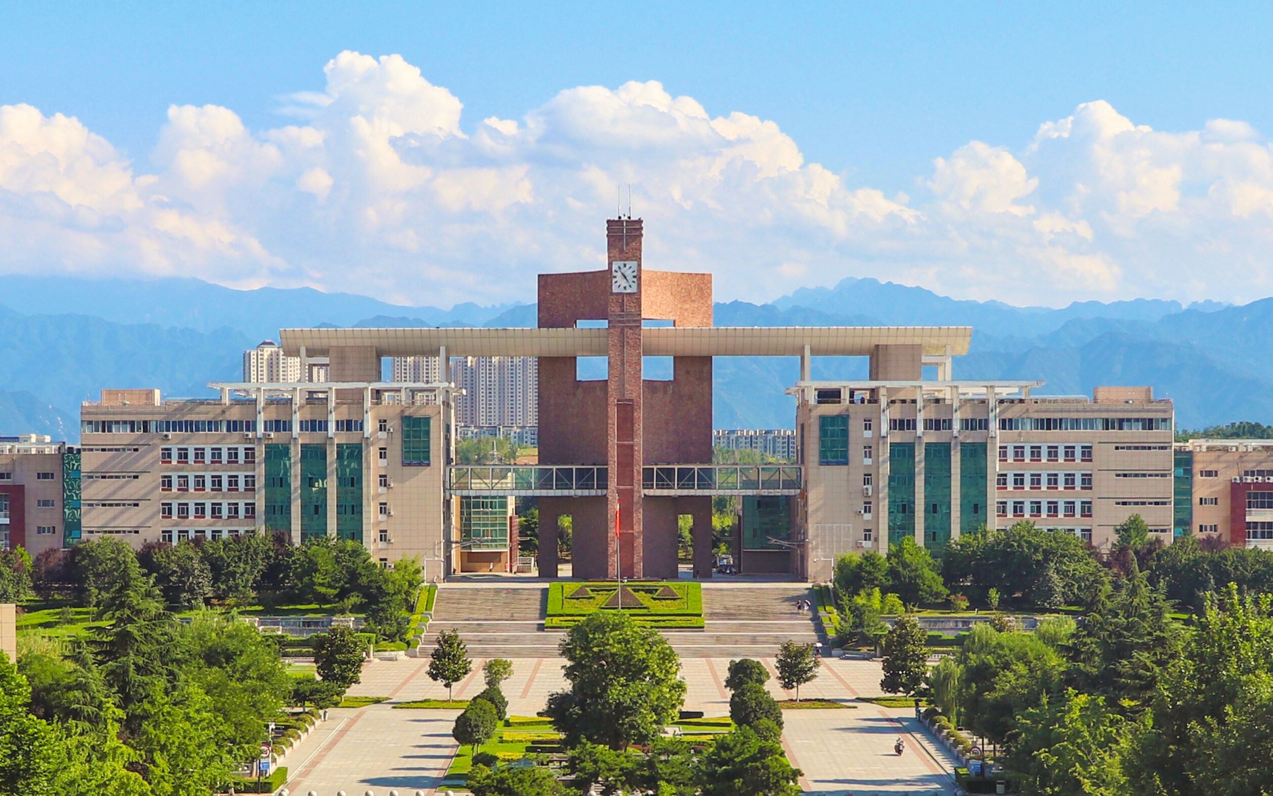 陕西省属高校办学经费偏低,建议资源合并组建西北财经政法大学