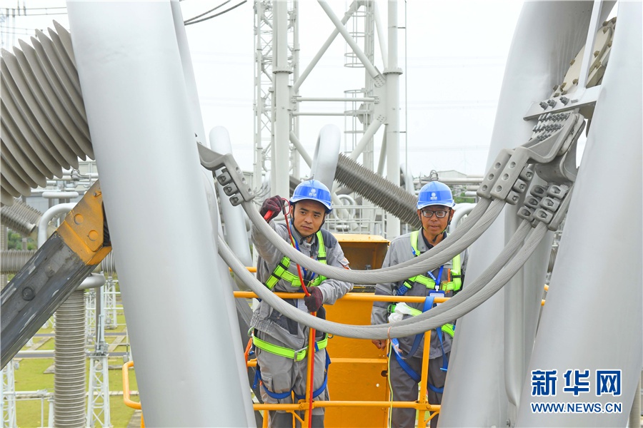 世界最高电压等级±1100千伏古泉换流站开展"精益化"年检