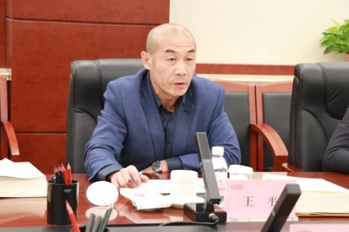 王平带队到中国铁路济南局集团有限公司对接袁洪峪片区项目建设