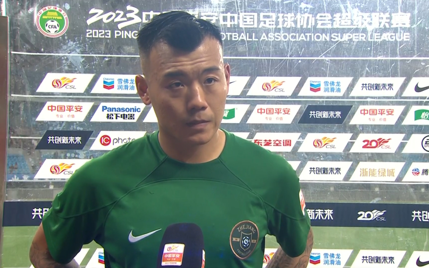 张佳祺:亚泰打我们的反击很直接,球队体能出现问题