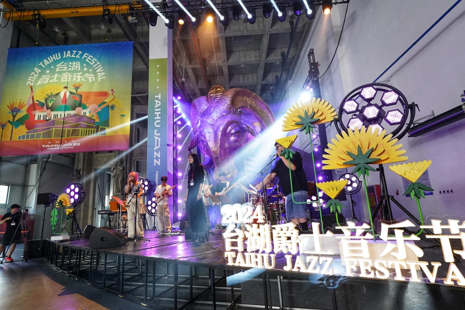 这一年,精彩纷呈百年不遇!时光与城市副中心的对答