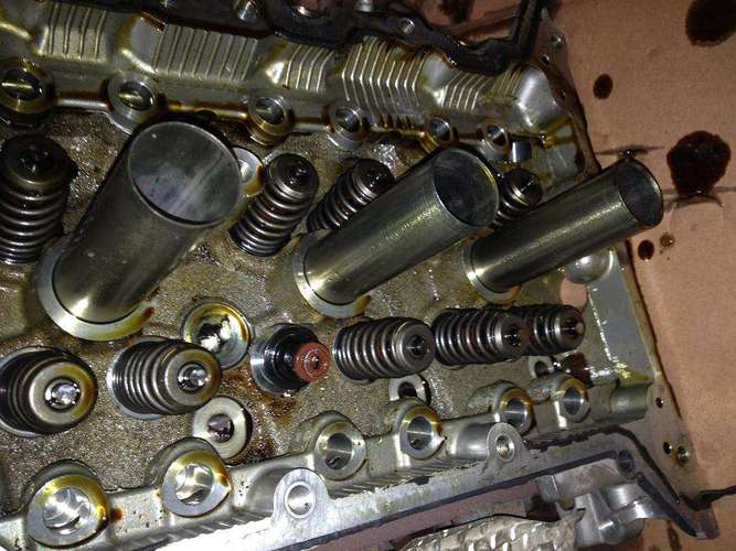 发动机有敲缸的声音是怎么回事?