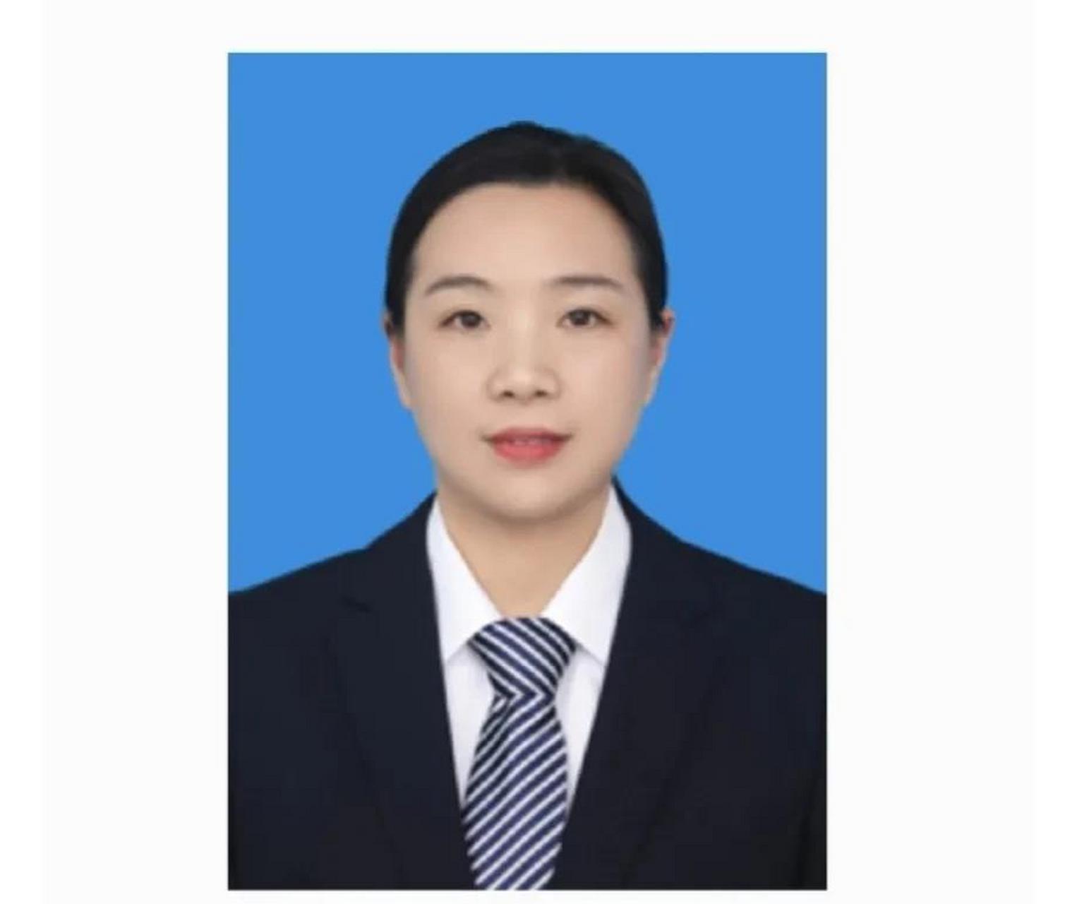 副镇长任职9个月,易冰被提拔为镇长.