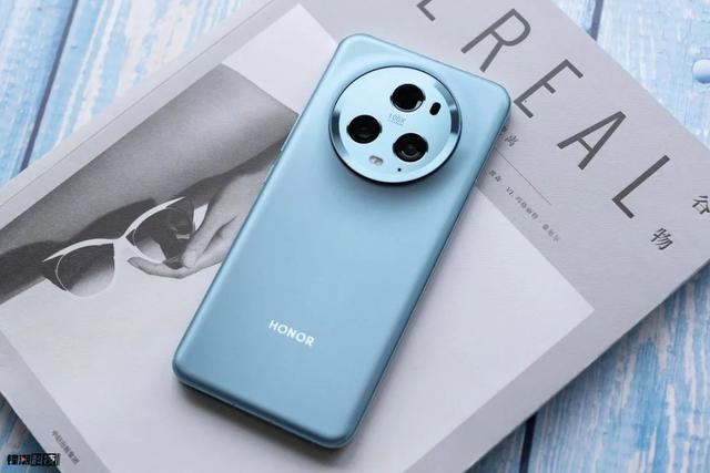 3月新手机扎堆发布,哪些值得买,以及怎么买?