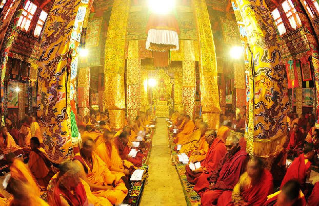 阿宗寺:弘传大圆满教法闻名遐迩的宁玛派寺院,是莲师的功德圣地