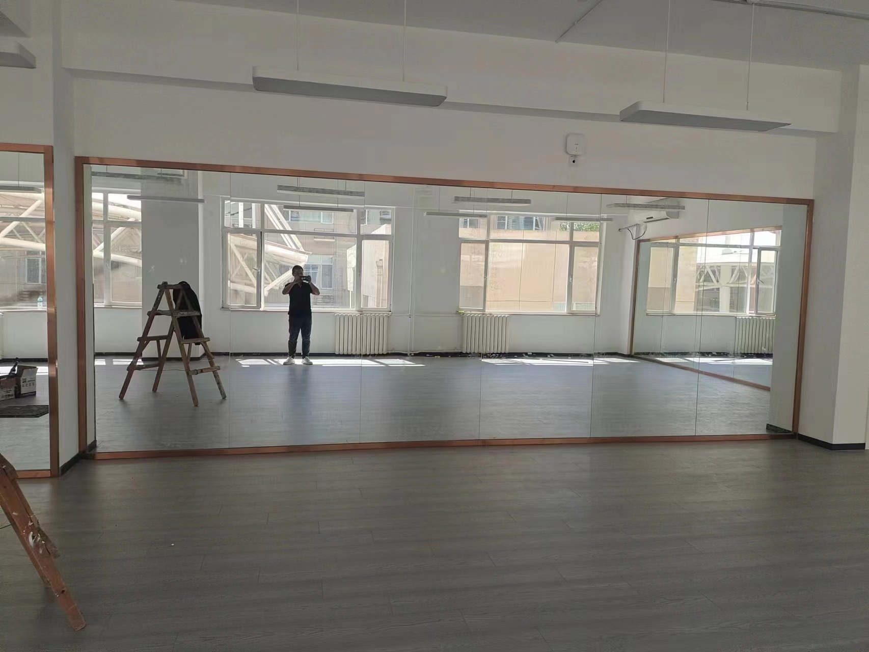 通州区安装镜子安装健身房镜子