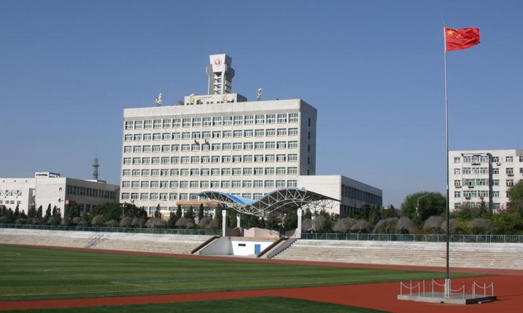 黑龙江工业学院是几本