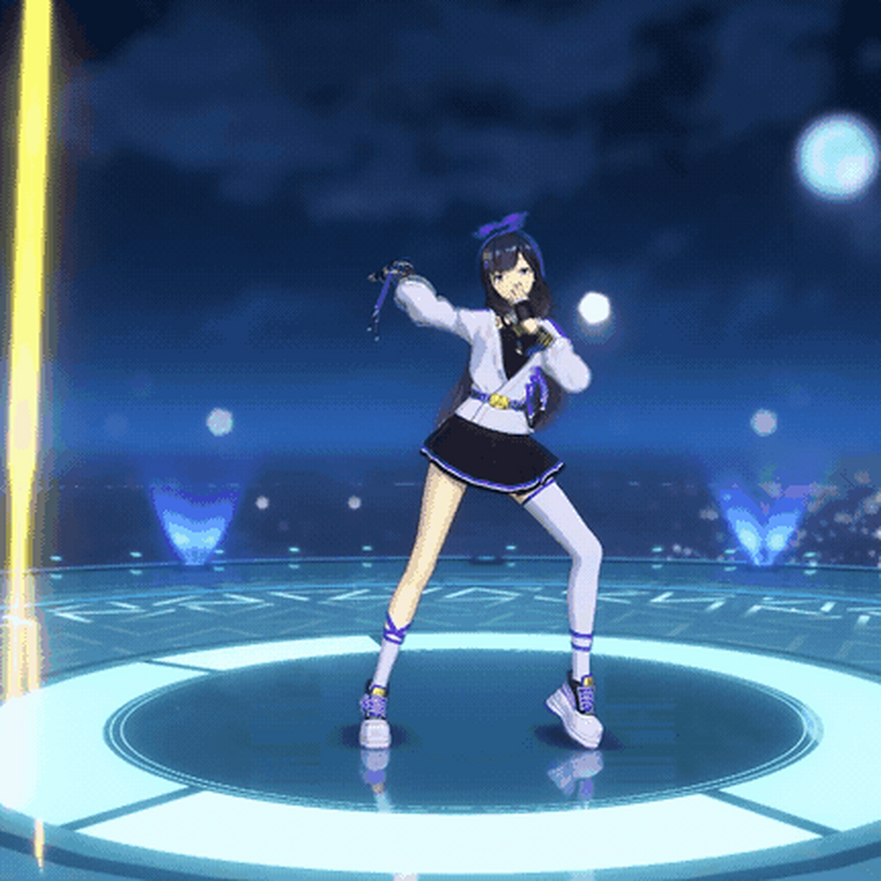 队长贝拉在生日会上和队友合作连跳n种风格舞蹈,这个舞蹈功力,是放在