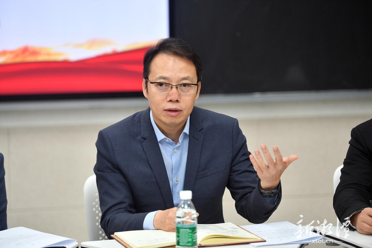 潘碧灵,胡贺波出席湘潭大学思政交流座谈会