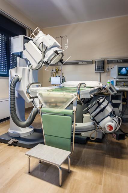 孙红雷100多颗肾结石,拍戏时病倒,小小的结石真有那么严重吗?