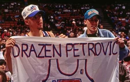 缅怀!27年前的今天,德拉岑-彼得洛维奇因车祸离世