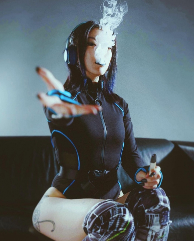 解析20xxclub「陈彦希regi」3 大穿搭魅力:生完小孩还辣成这样