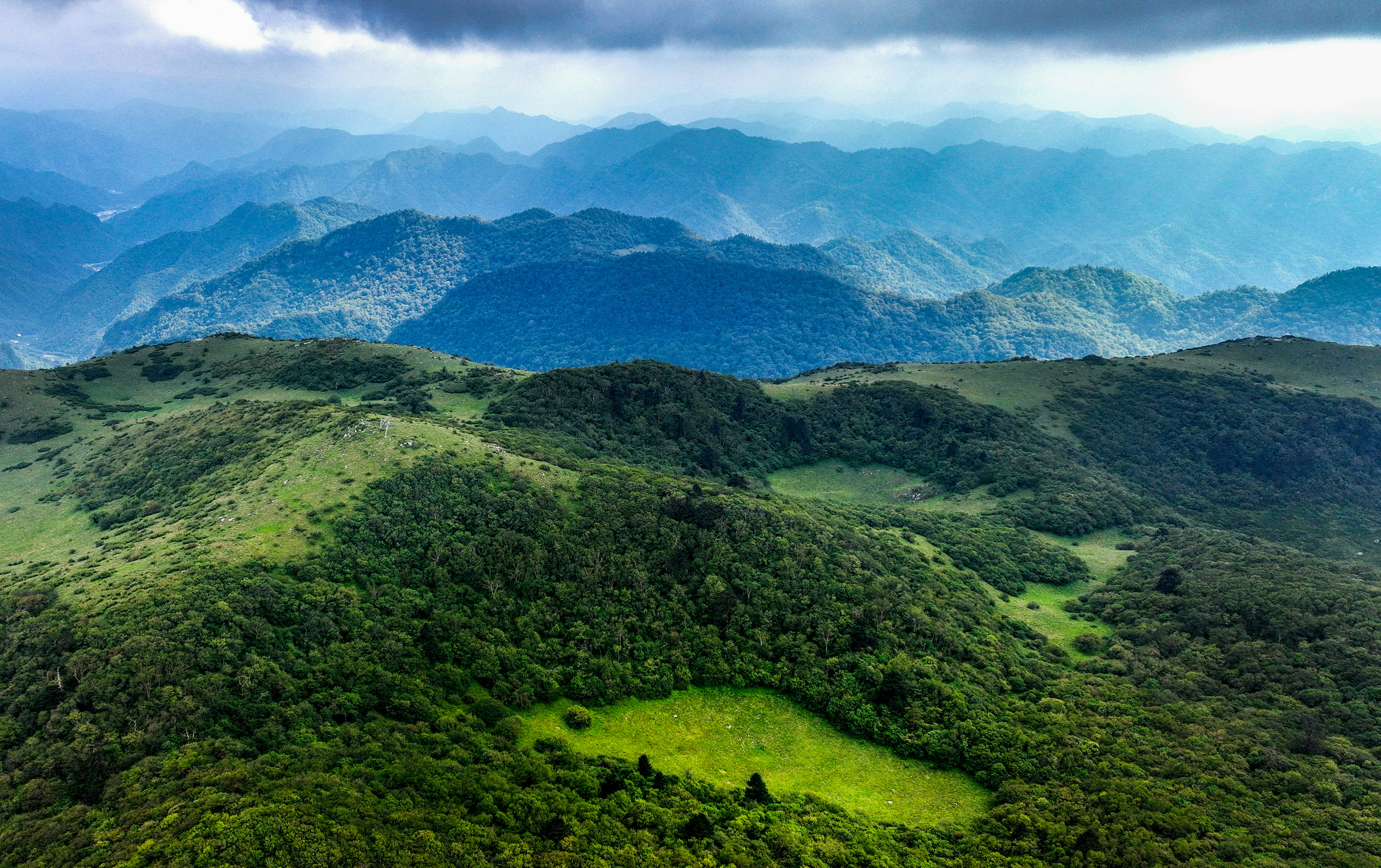 (美丽中国)陕西留坝:紫柏山草甸醉游人