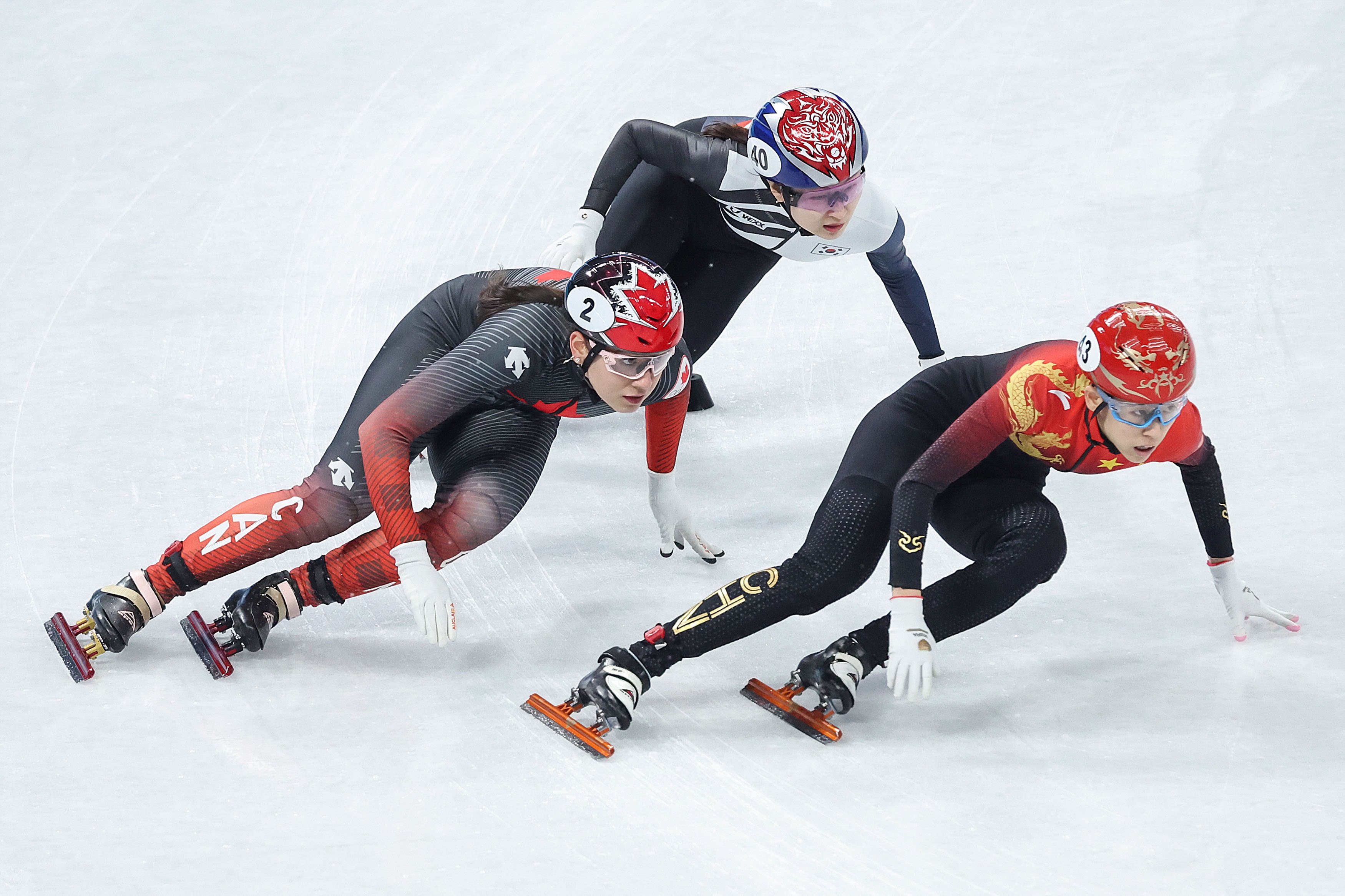 (新华全媒 ·北京冬奥会)短道速滑——女子3000米接力决赛:中国队获得