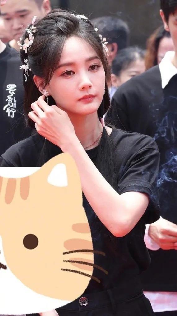 真人版彩云国物语云秀行 女主开机头套造型