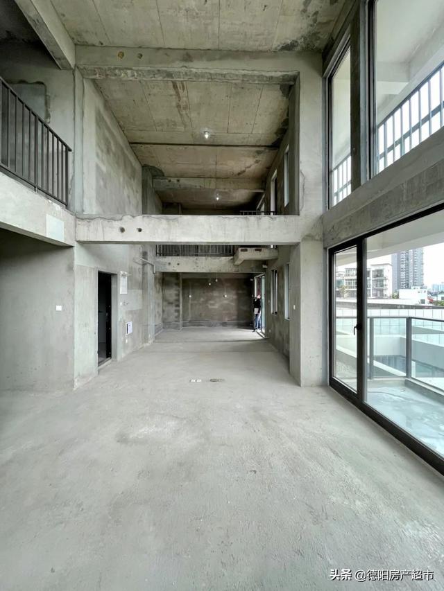 溢价才能买到的水岸花都·蓝点交房,是惊喜还是惊吓?