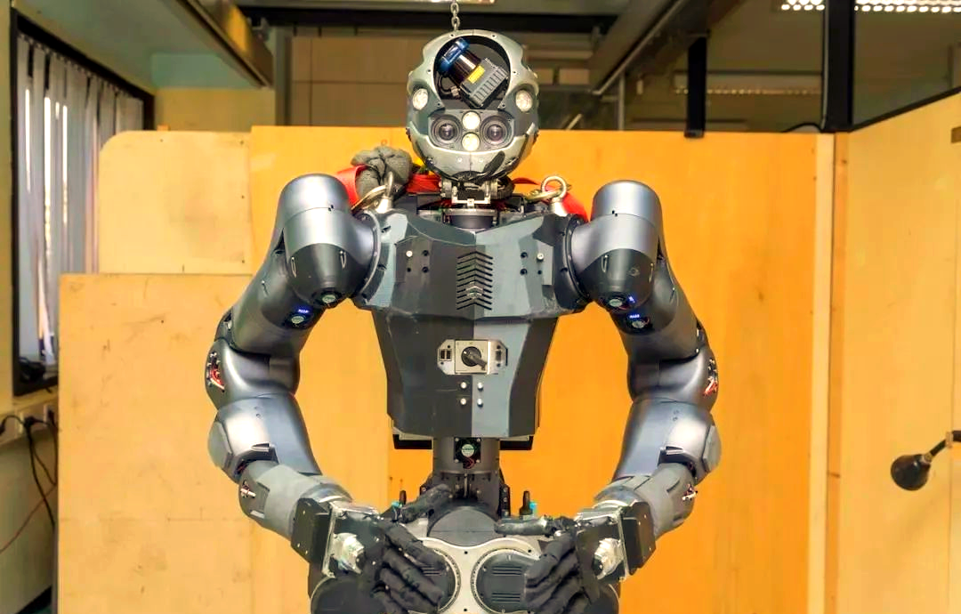 人形机器人如何改变战争格局并成为决定性因素