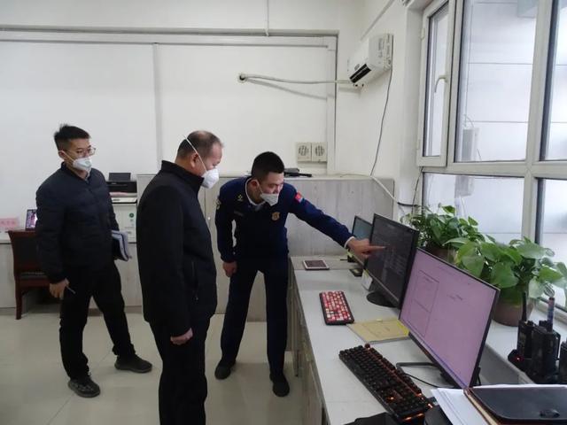 疏勒县委书记宋良强深入消防大队调研