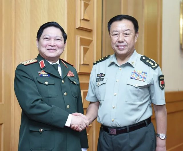 他曾担任十六军的军长,61岁成上将,65岁官至副国级,今年76岁了