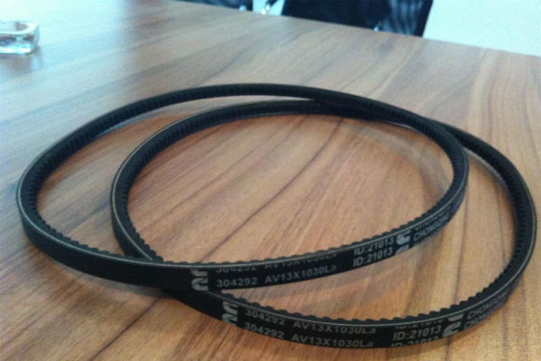 汽车发电机皮带多久换一次?发电机皮带多长时间换