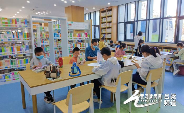 「共赏好风景」沐浴书香 走近吕梁市图书馆