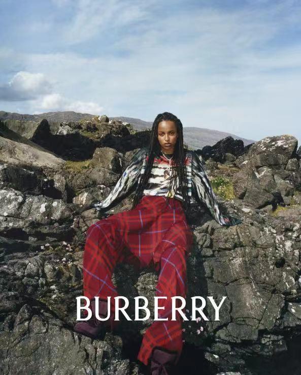 burberry發佈 2023冬季系列廣告大片