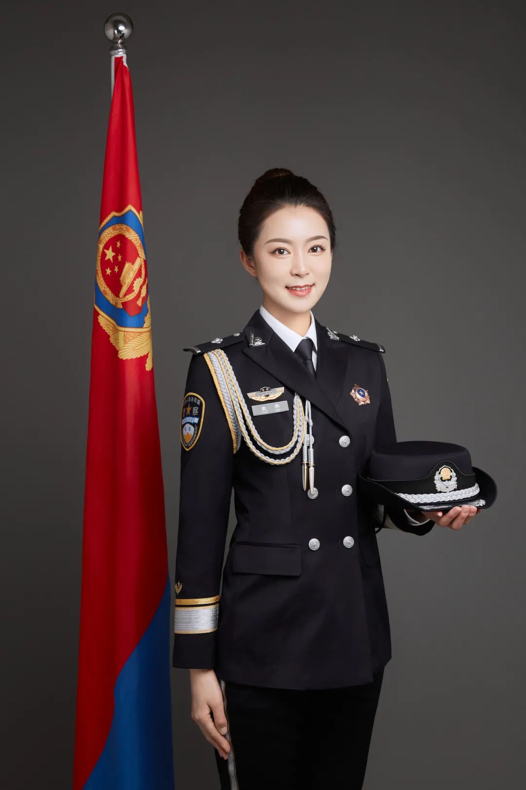 致敬 警察节 | 一身警服 一生荣耀 又帅又飒的警礼服照震撼来袭