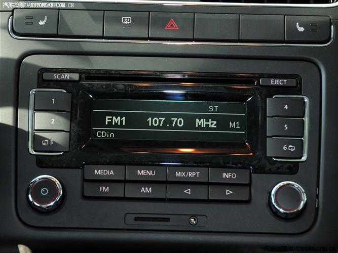 汽车收音机上的st是什么含义?