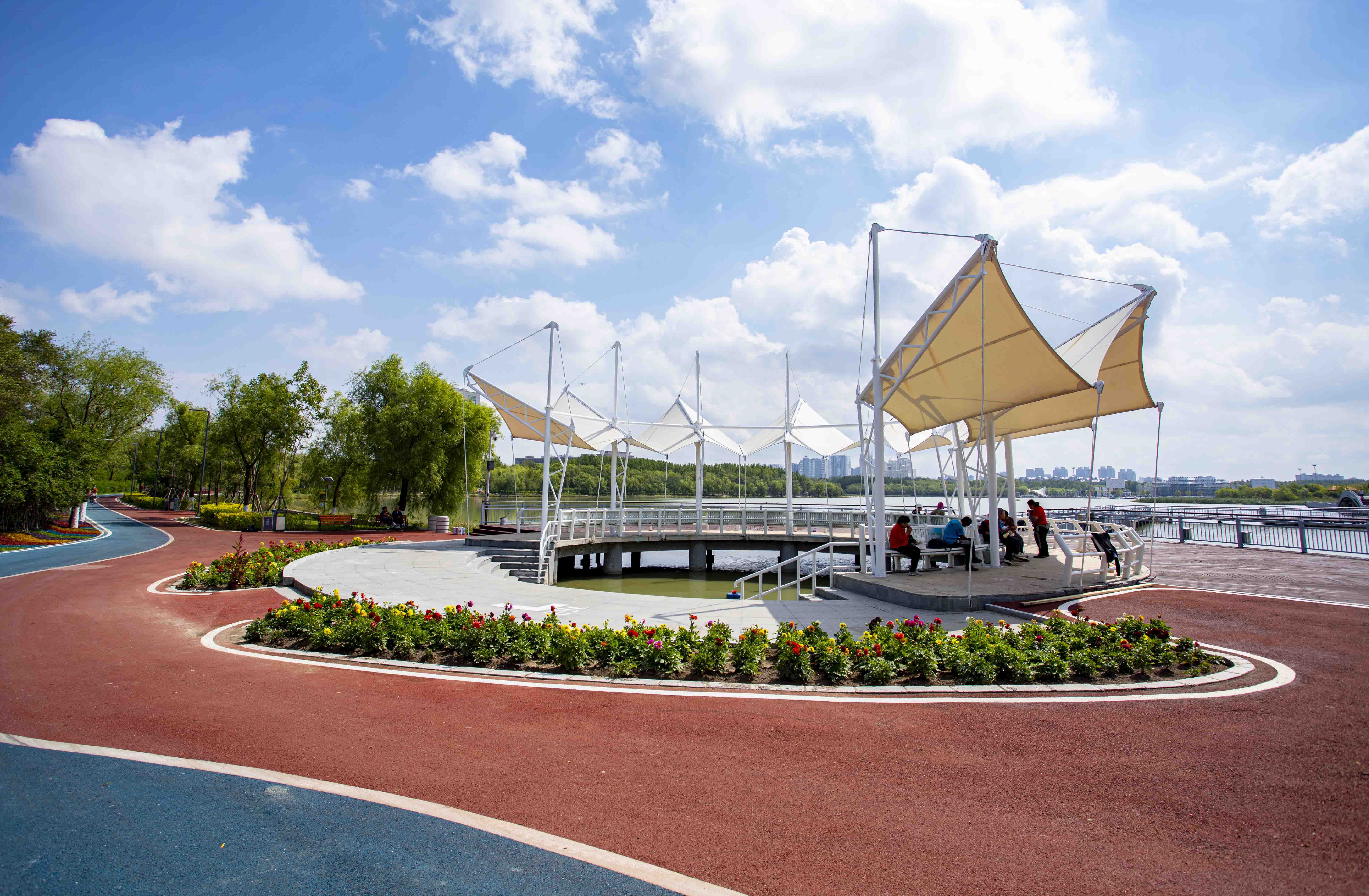 大庆万宝湖体育公园,打造城市靓丽风景线